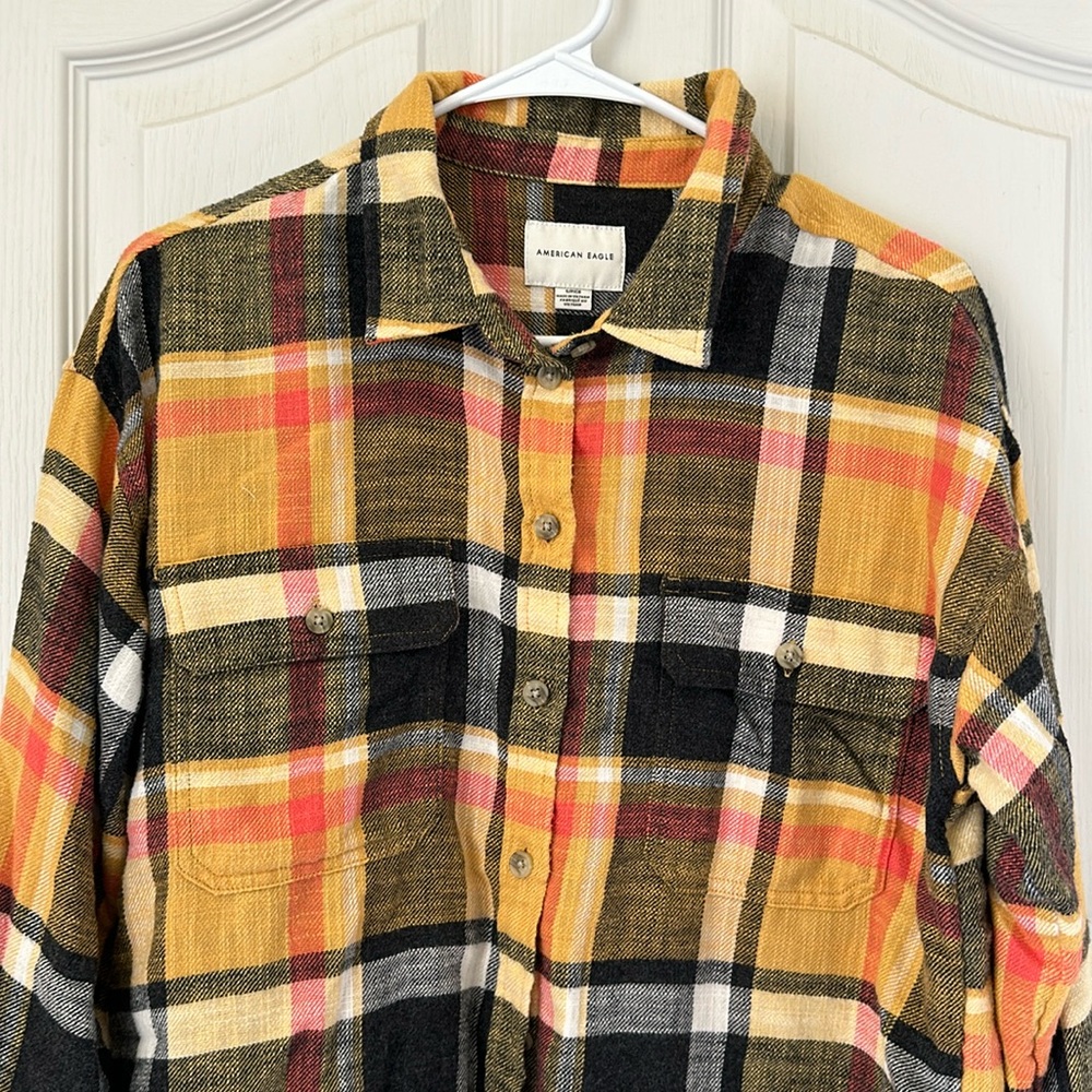 American Eagle button down shirt
